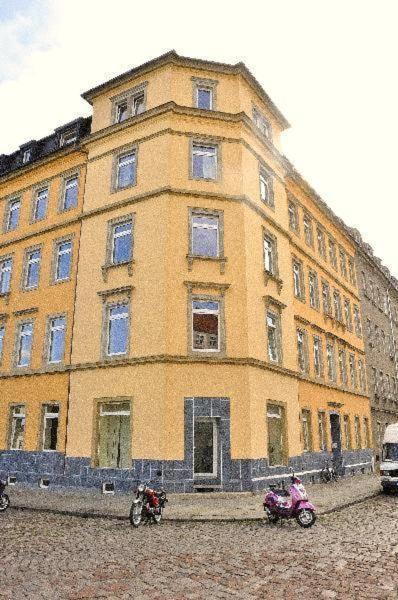 3-Raum-Fewo-Dresden-Zentrum-Balkon-Blick-Auf-Altstadt-L10 エクステリア 写真